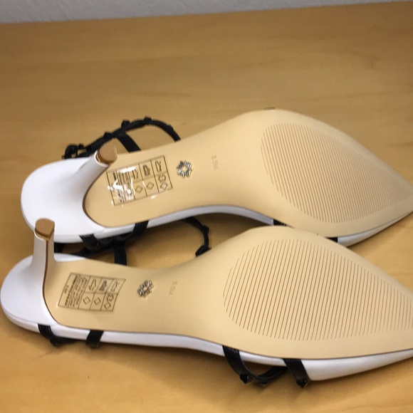 WHBM Gianna Studded B&W Black & White Pump Strappy Sandals Heels, Sz 8.5, NWT - Picture 8 of 12